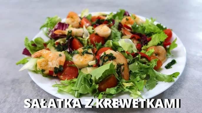 Jaka sałatka do krewetek, aby zaskoczyć gości wyjątkowym smakiem?