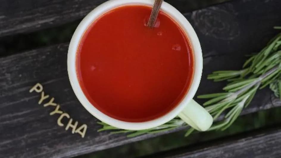 Jak zrobić zupę pomidorową ze świeżych pomidorów w prosty sposób